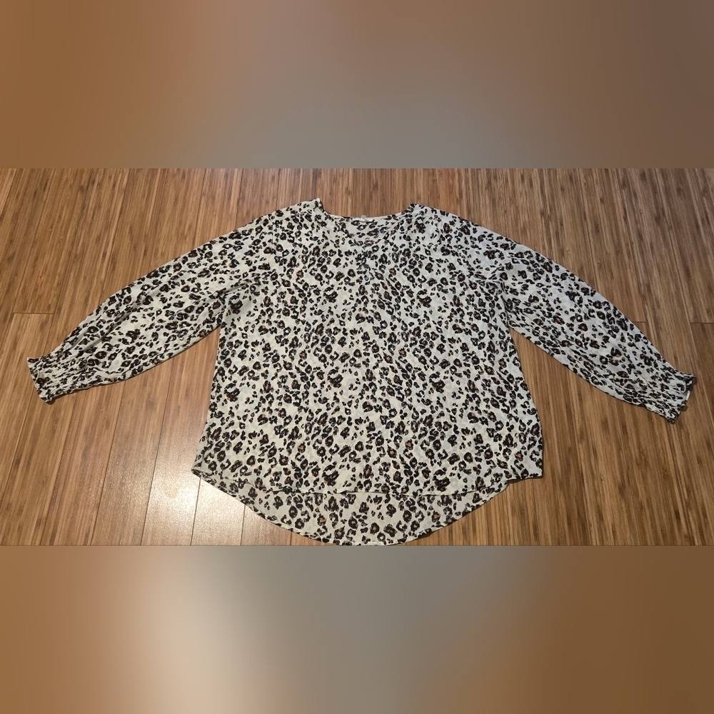 NWOT Maurices Leopard Print Top
